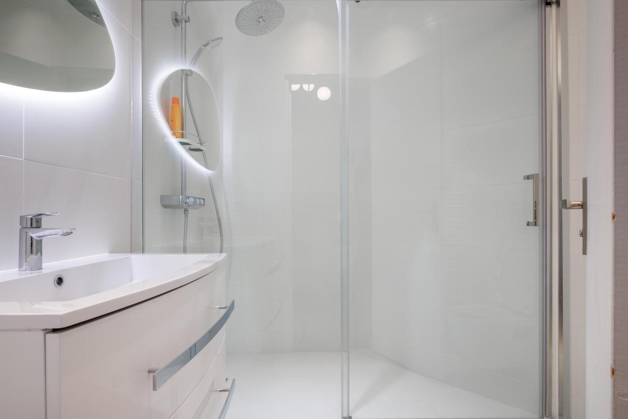 Chaleureux Appartement Pour 6Pers #4 Asnières Esterno foto